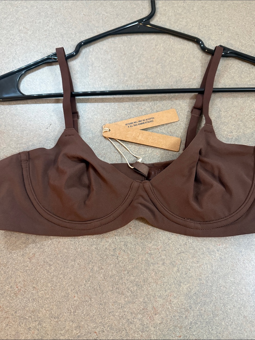 Skims Fits everybody unlined Demi Bra NWT